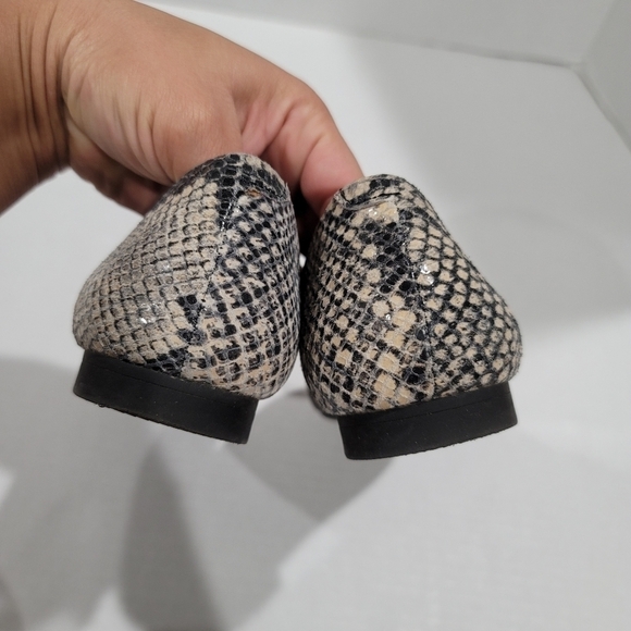 VIONIC Caballo Faux Snakeskin Flat shoes Size 5 - Picture 5 of 8